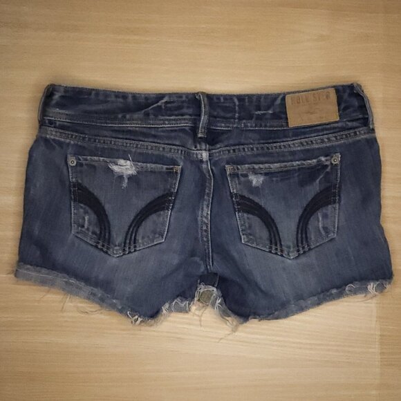 Hollister Womens Super Distressed Denim Shorts 3 - Picture 2 of 3